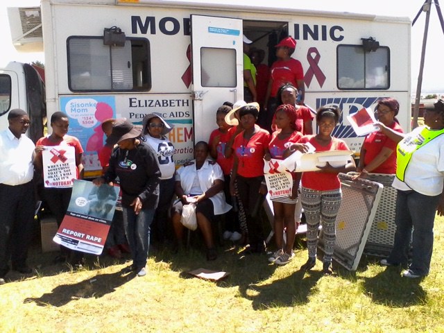 Aids Day DoH and Rise in QwaQwa mobile clinic