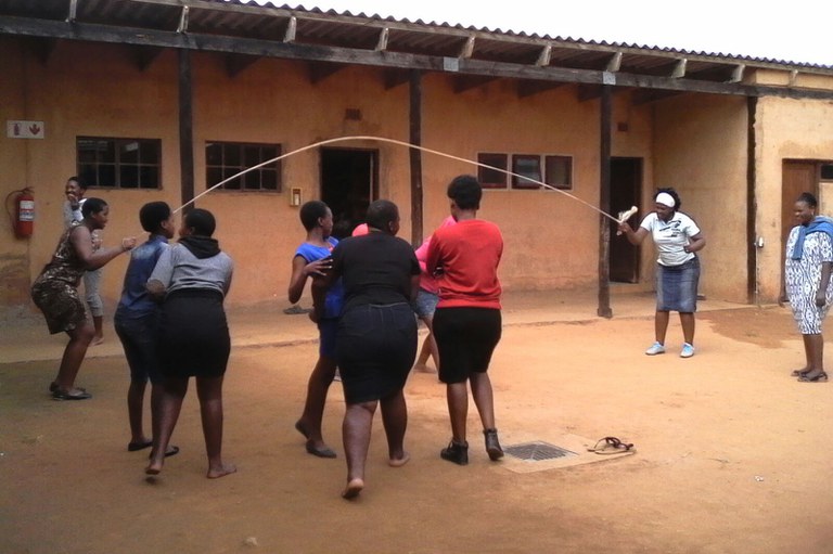 older and younger women playing games2